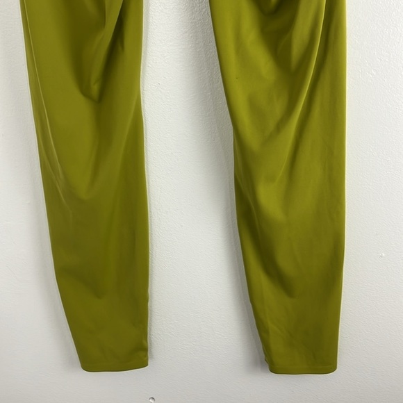 Zyia Bartlett Pear-Colour Leggings - Picture 6 of 7